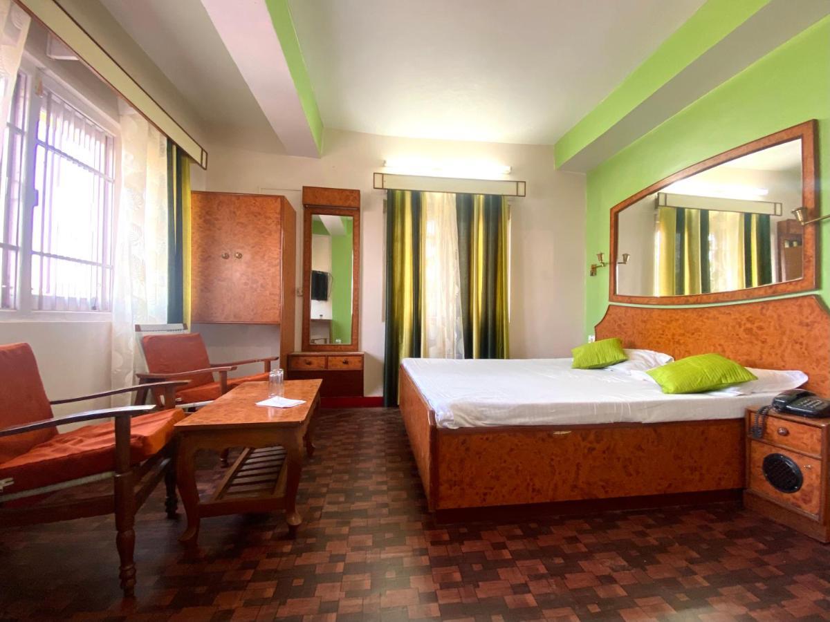 The Travelista Shimla Bed and Breakfast Exterior foto