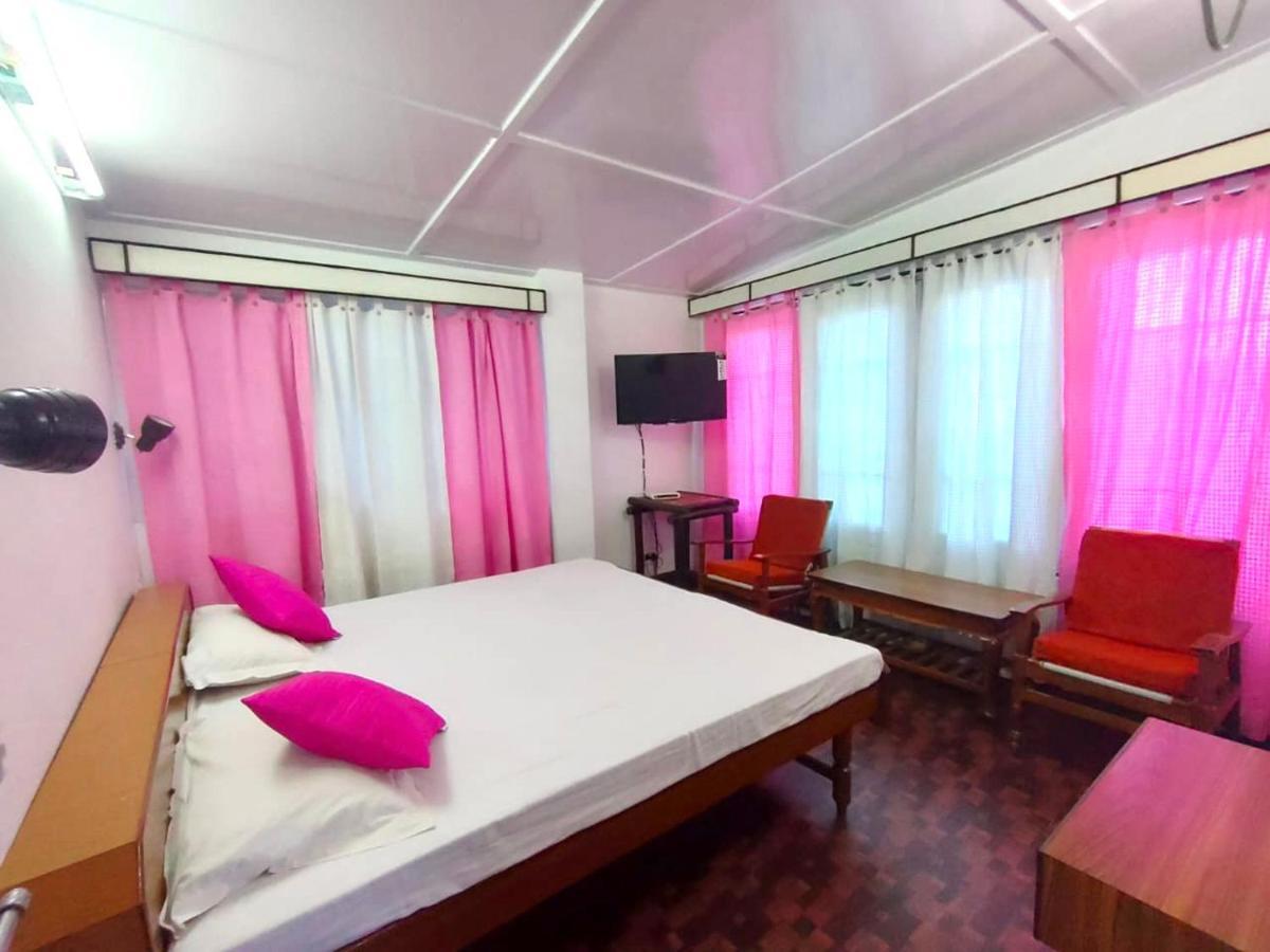 The Travelista Shimla Bed and Breakfast Exterior foto